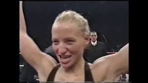 First World boxing title for Daisy Lang vs. Gizella Papp (Part 3) 5-8