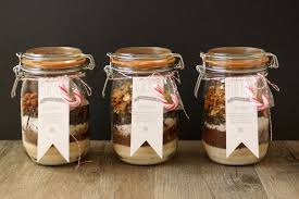 Hello 2014 Et Le Diy Oublie De 2013 Cadeaux De Noel Faits Maison Brownies Dans Un Bocal Cadeau Noel