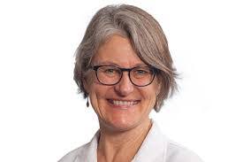 Heidi Loomis's Instagram, Twitter & Facebook