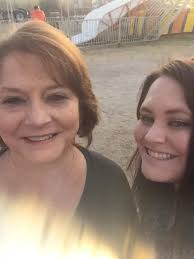 Mom passed away peacefully today! Thank you all for your prayers!❤️