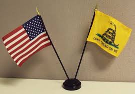 It features a yellow background but perhaps what's most intriguing about the don't tread on me message is the fact that banning it from polling places. Usa Gadsden Desk Flag Set Gadsden And Culpeper