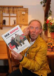 Alexander bisenz bierografie mit schnapsbeiträgen. Alexander Bisenz Und Sein Gelebtes Kasperltheater Freizeitjournal