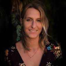 Alyssa Lecuyer's Instagram, Twitter & Facebook