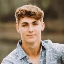 Arleigh Wolfe and Dakota Lowry's Wedding Website