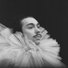 Divine ‑ 曲・歌詞：Joel Henry