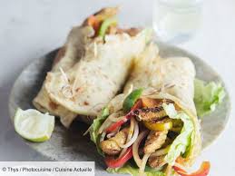 Recette Wrap Au Poulet Marine Et Legumes Sautes Au Wok Ingredients 4 Personnes 4 Wraps 2 Filets De Poulet 4 Cui Legumes Sautes Wraps Poulet Recette Wrap