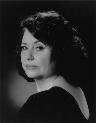 Elsa Posey's Instagram, Twitter & Facebook