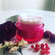 Elixir De Jeunesse A La Rose Avec Pectine De Fruit Framboise Et Groseilles Creme Anti Ride Fait Maison En 2020 Pectine De Fruit Fait Maison Petit Fruit Rouge