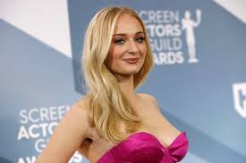 If you have good quality pics of sophie turner (actress), you can add them to forum. People Are Shaming Sophie Turner And Emily Ratajkowski For Their Post Baby Abs
