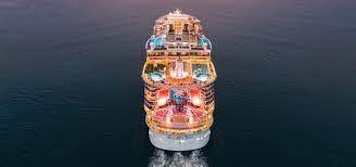 It is one of the largest of the fleet and the cruise experience does since its maiden voyage in 2010, allure of the seas is known for being one of the biggest liners at sea. Royal Caribbean Allure Of The Seas