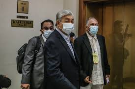 Dato seri dr ahmad zahid hamidi born 4 january 1953 is a malaysian politician who has been deputy prime minister of malaysia since 2015 in the barisan nas. Zahid S Lawyers Succeed In Expunging Post Ge14 Project Promise From Macc Investigator S Testimony On Rm5m Berani Jujur Cheques Malaysia Malay Mail