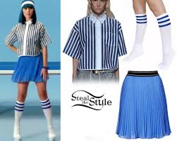 The song was released as the album's fifth and final single on august 11, 2014. Katy Perry This Is How We Do Outfits Steal Her Style