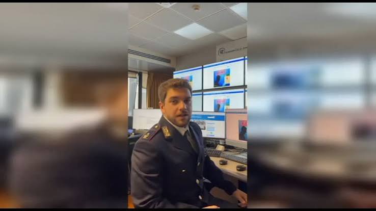 Nuova ondata di furti di account Whatsapp, i consigli della Polizia