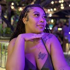 Rhea Calhoun's Instagram, Twitter & Facebook