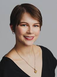 Carolyn Behrens's Instagram, Twitter & Facebook