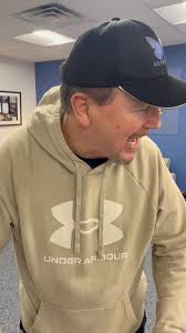 Tom Caamano has his hands full trying to keep up with Latoya Weaver,  Patient Services Coordinator, in clinic today! MDA ALS Center of Hope  #WhereHelpAndHopeMeet #ALSAwareness #TheTimeIsNow