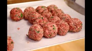 How To Make Classic Italian Meatballs Youtube Classic Italian Meatballs Italian Meatballs New Recipes