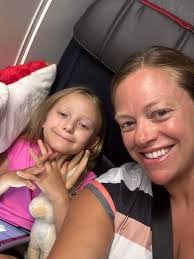 Heather Curry's Instagram, Twitter & Facebook