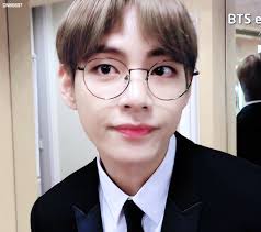 Yoon doojoon, yong junhyung, yang yoseob, lee gikwang, and son dongwoon.jang hyunseung left the band after 7 years, in april 2016. The Reason Why Bts V Wears Glasses Is Very Unexpectedã…‹ã…‹ã…‹ã…‹ Pannatic
