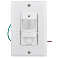 This switch is a relatively simple device that's easy to install and operate. Buy 110v Motion Sensor Light Switch Occupancy Sensor Switch Motion Light Switch Online At Low Prices In India Amazon In