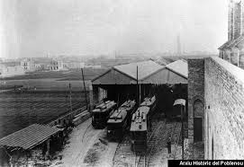 Cotxera De Tramvies 1920 Cotxera De Tramvies De Via Metrica De Sant Marti A La Dreta L Esglesia Del Sagrat Cor Al Fons Barcelona Espana Barcelona Tranvias