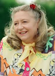 Keeping Up Appearances🌍Patricia Routledge