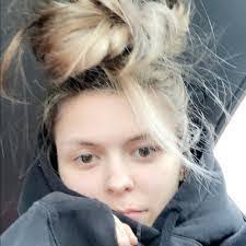 Jamie Kelch's Instagram, Twitter & Facebook