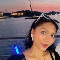 Amelia Noor's Instagram, Twitter & Facebook