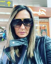 Sandra Marino's Instagram, Twitter & Facebook