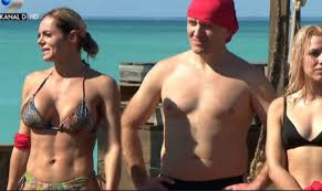 Simona hapciuc este om de televiziune, antrenor de fitness, iar acum face parte din echipa faimoșilor la survivor românia. Simona Hapciuc De La Survivor Momente InfiorÄƒtoare Cu TatÄƒl Copilului SÄƒu Ce A PÄƒÈ›it Vedeta De La Kanal D Impact