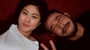 Drama arahan aziz m.osman ini bakal manggandingkan pelakon seperti aaron aziz, siti elizad, erra fazira, dazrin kamaruddin, shahir dan zarul umbrella. 5 Soalan Bersama Elizabeth Tan Berita Mediacorp