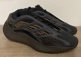 Handfuls of releases and restocks are still expected for the remainder of 2021, and another yeezy 700 v3 has recently joined the anticipated roster. Adidas Yeezy 700 V3 Clay Brown Release Date Sneakernews Com