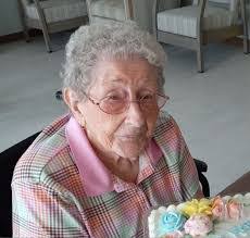 Lou Clements's Instagram, Twitter & Facebook