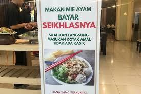 Mie ayam merupakan makanan yang paling banyak diminati di indonesia, apalagi ketika cuaca dingin. Makan Mie Ayam Marta Di Lotte Mart Fatmawati Bayar Seikhlasnya Berita Diy
