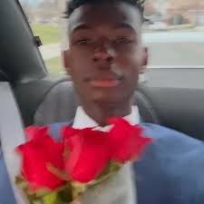 Hi, I'm 21 years gal living in Accra,I have I have ulcer for the past two  years 😭I went through a lot pain it's not easy... always go to hospital  for medicine