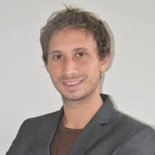 Daniela Vasconcellos