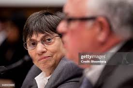 51 photos et images haute résolution de Edith Obrien