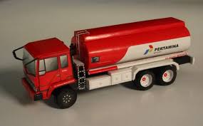 Caminhao A Pedal Truck Junior Magic Toys Pertamina Oil Truck Papercraft Title Pertamina Oil Truck Genre Papercraft Designer Yudho Builder Yudho Truck Design Trucks Cool Truck Accessories