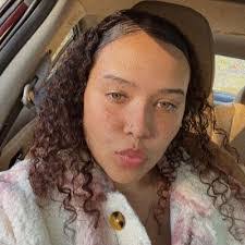 Tiara Ramsey's Instagram, Twitter & Facebook