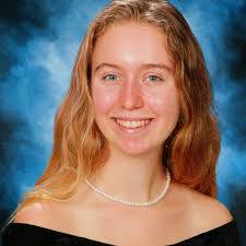 Sarah Woolf's Instagram, Twitter & Facebook