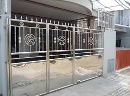 Posts about pagar rumah stainless steel written by bengkel las canopy teralis tangerang jual dan jasa pemasangan alumunium,kanopi,pintu pagar besi,railing tangga,railing balkon,tangga putar besi, pintu kawat nyamuk, kasa nyamuk magnet baja Harga Pagar Stainless Minimalis Per Meter Dan Borongan