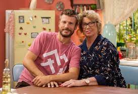 O apresentador rodrigo hilbert já ganhou fama de homem perfeito nas redes sociais. Rodrigo Hilbert Recebe A Mae Em Estreia De Nova Temporada De Programa Quem Tv E Novelas