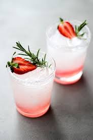 I Mum Gin Tonic Mit Rhabarber Und Rosmarin Rosmarin Rezepte Rezepte Und Rhabarbersirup