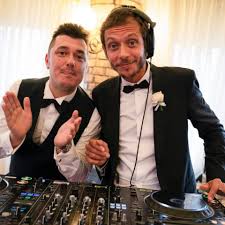 Leading brands valentino rossi vr46, marc marquez mm93, fabio quartararo 20, jorge lorenzo, ducati, honda repsol, yamaha. Motogp Valentino Rossi Deejay At Uccio S Wedding Gpone Com
