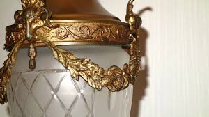 Glas Hollampe Französische Kronleuchter Messing Putten