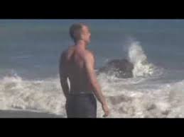 A perfect day for bananafish. A Perfect Day For A Bananafish By J D Salinger Youtube