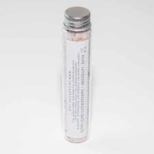 Dried flowers for bath salts australia. Rose Lavender And Sandalwood Bath Salts Gifts Gift Drawer Giftdrawer The Gift Drawer