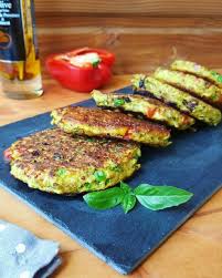 Galettes Au Quinoa Boulgour Courgettes Poivrons Recette Boulgour Recettes De Cuisine Courgettes Poivrons