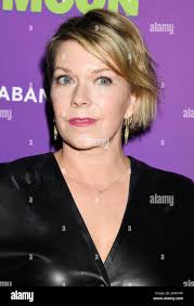 Mary elizabeth ellis hi-res stock photography and images