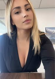 Karen Assaad's Instagram, Twitter & Facebook